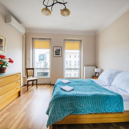Apartment Metro Politechnika Varşova Dış mekan fotoğraf